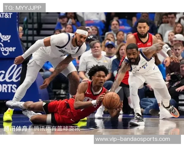 乌度卡称赞阿门表现出色助攻篮板双双亮眼并成功限制布克 乌度卡称赞阿门表现出色助攻篮板双双亮眼并成功限制布克