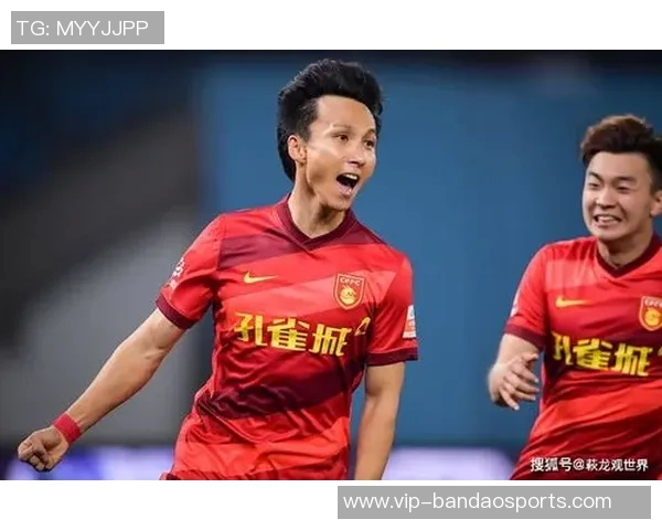 小迈克尔波特半场表现惊艳8中6三分3中3独揽18分助力球队争胜 小迈克尔波特半场表现惊艳8中6三分3中3独揽18分助力球队争胜