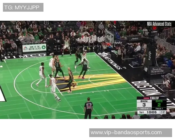 克拉克斯顿表现出色两双数据助力球队赢得胜利贡献10分11篮板3助攻2盖帽 克拉克斯顿表现出色两双数据助力球队赢得胜利贡献10分11篮板3助攻2盖帽