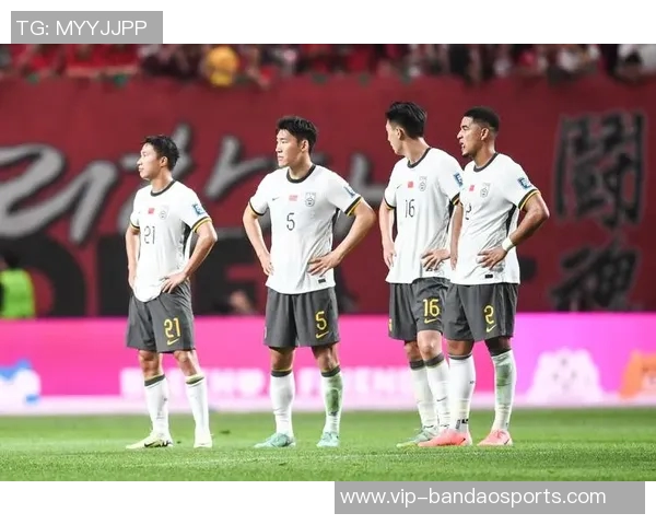 中超争冠末轮间隔22天的背后原因揭示年初赛程安排的世界杯冲击策略 中超争冠末轮间隔22天的背后原因揭示年初赛程安排的世界杯冲击策略